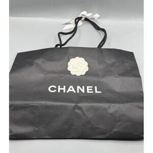 CHANEL‎ Shopping Bag Black White Luxury Iconic Camellia Ribbon Designer Fair